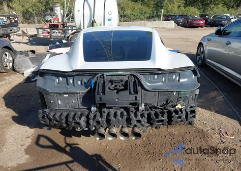 2016 Chevrolet Corvette Stingray Z51 из США, поврежденный, VIN 1G1YJ2D74G5111529